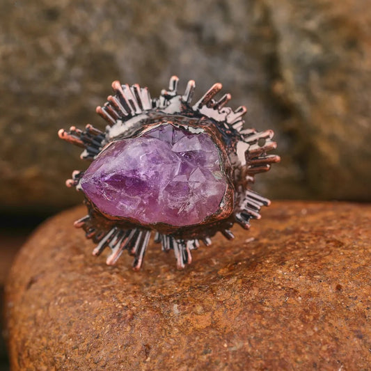 Vintage Look Bronze Plated Adjustable Ring with Natural Amethyst Crystals